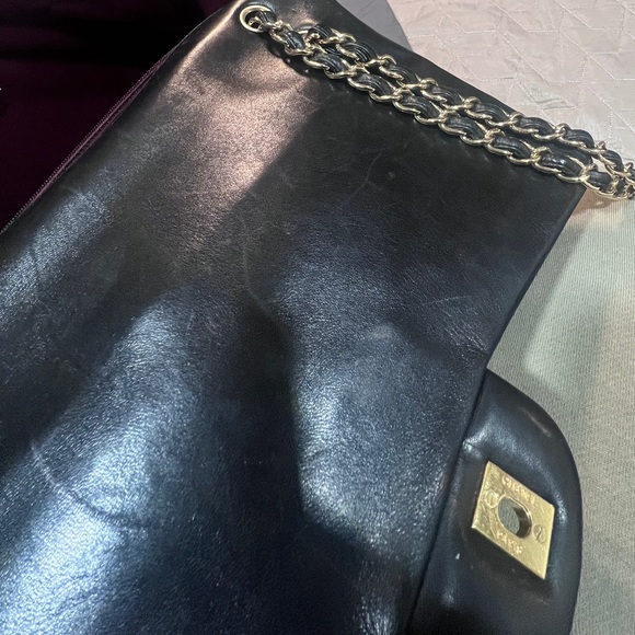 Chanel Lambskin Quilted Maxi Single Flap - Picture 13 of 17